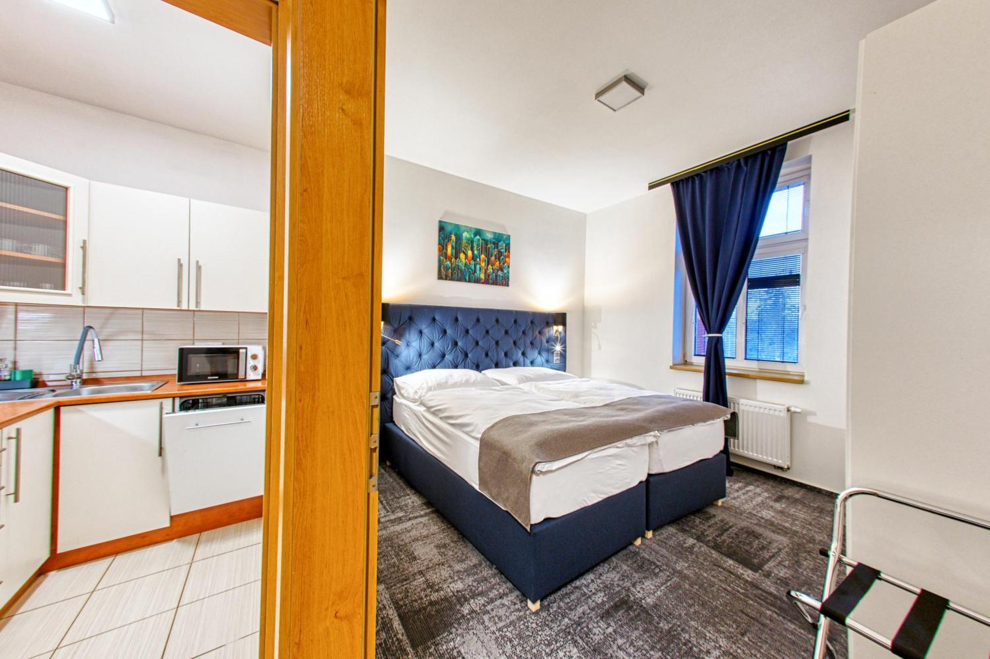 Narodni Dum Podborany Hotell Exteriör bild